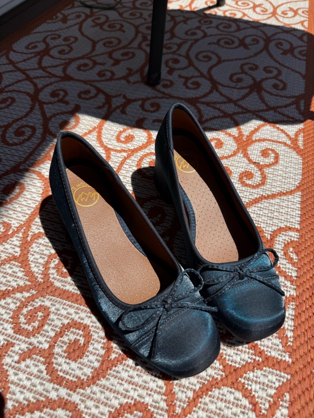 Classic iridescent blue/black Block Heel Ballet Pumps - Women's